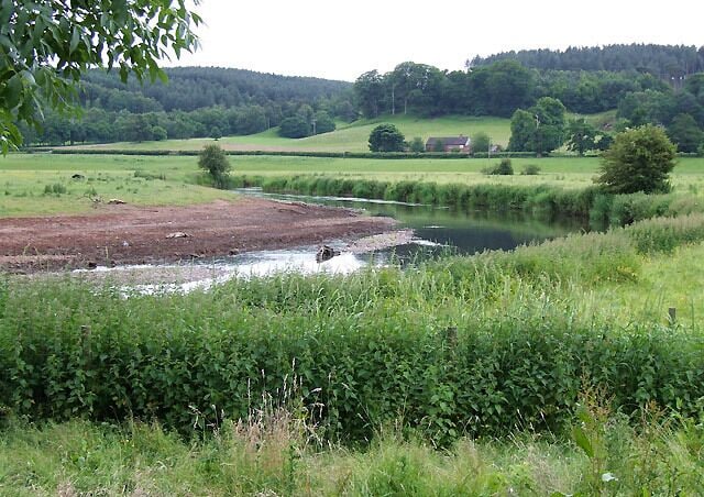 The River Trent near Colwich, Staffordshire Taken from the Trent and Mersey Canal towpath near Colwich Lock.