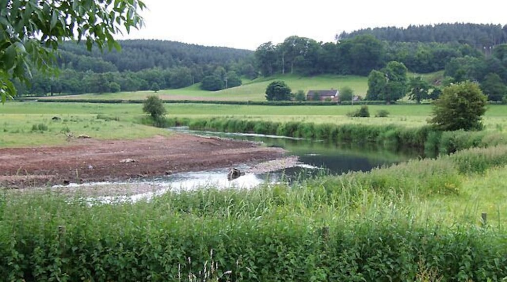 The River Trent near Colwich, Staffordshire Taken from the Trent and Mersey Canal towpath near Colwich Lock.