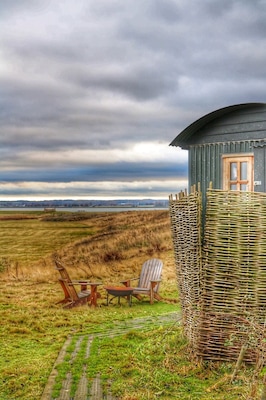 #TroveOnTuesday
This is a great little nature reserve with a selection of shepherd huts, popular bird watching destination but absolutely not essential when you’ve got fabulous accommodation like this.