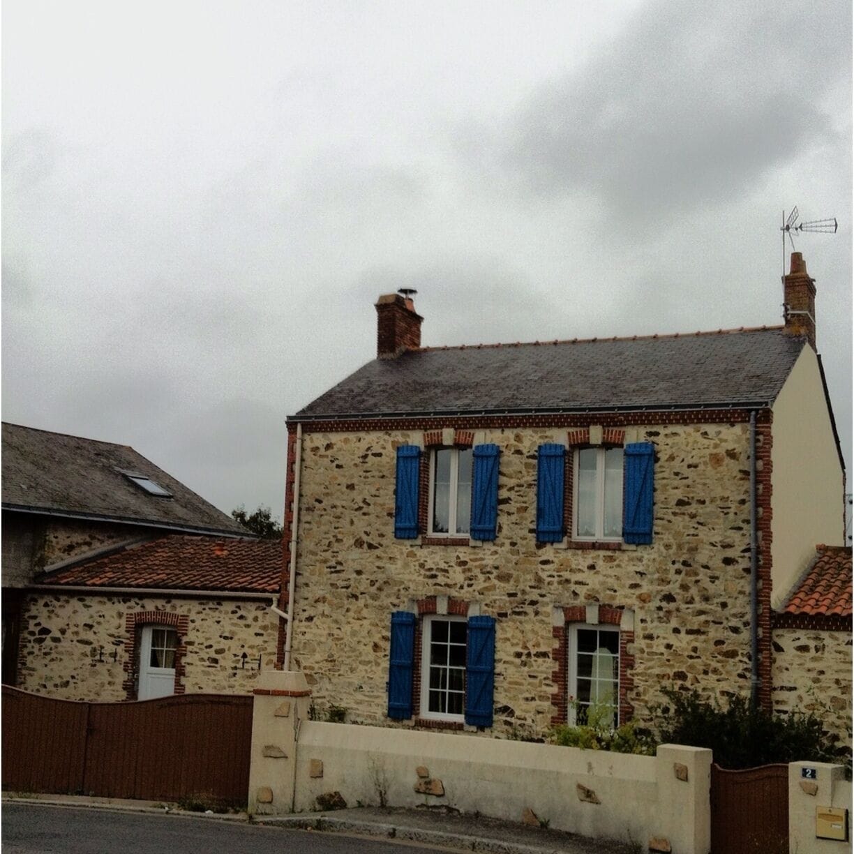 Old house in the neighborhood my wife's parents live.