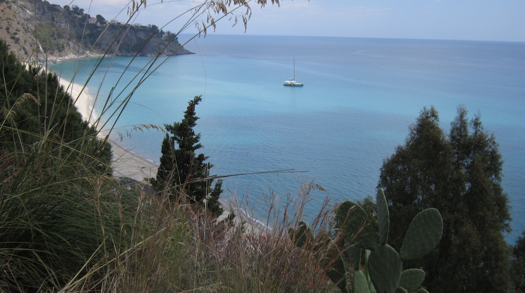 Caminia, splendida baia