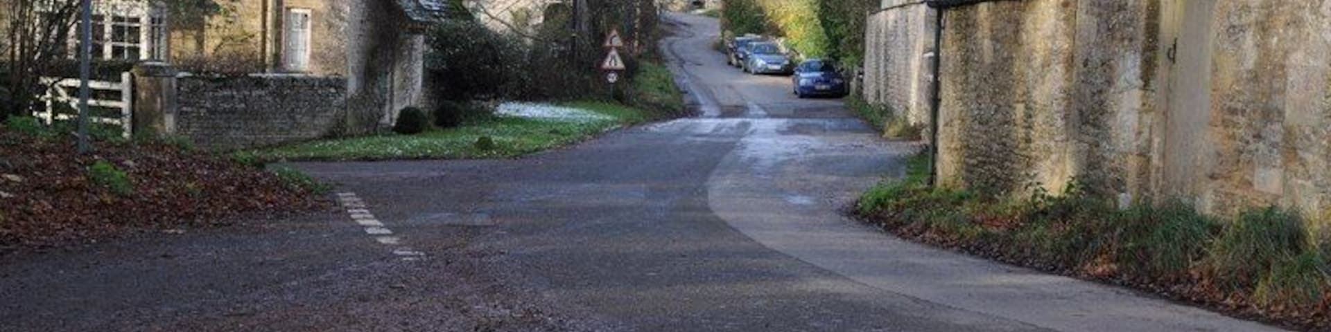 Road passing through Woodmancote