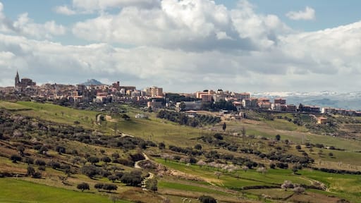 panorama Regalbuto, Sicily, ITA