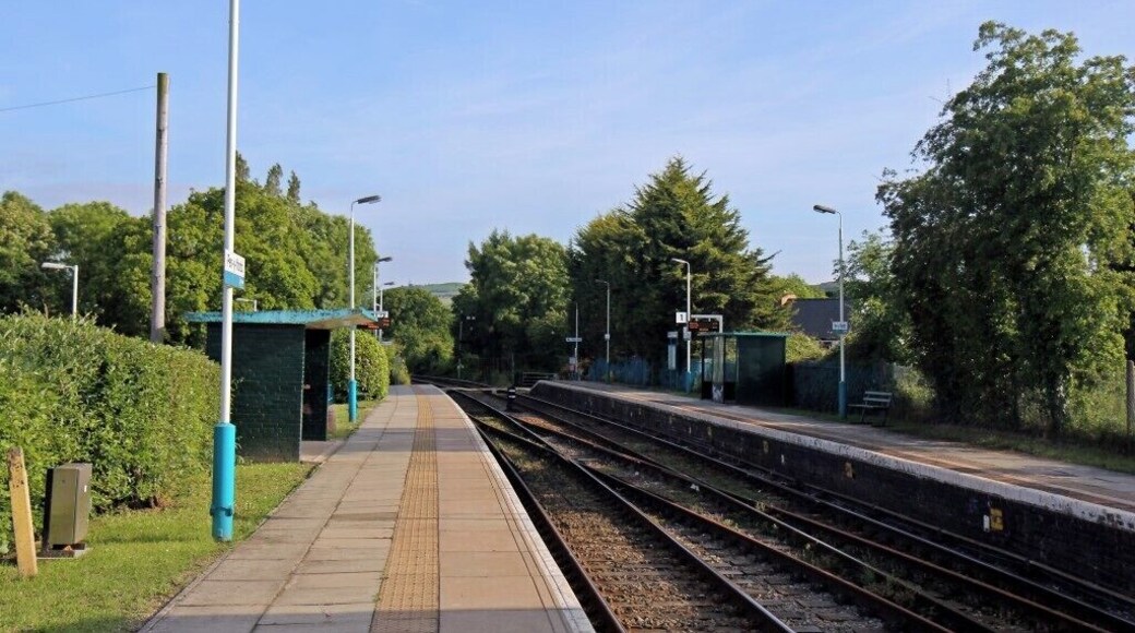 Along platform 2, Pen-y-ffordd railway station