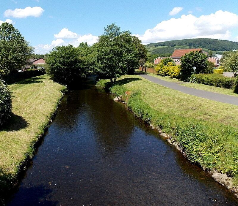 Upstream along the Ely, Pontyclun