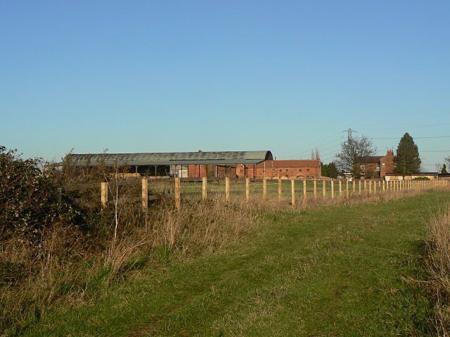 Stoke Fields Farm A large farm lying to the north east of Elston village.