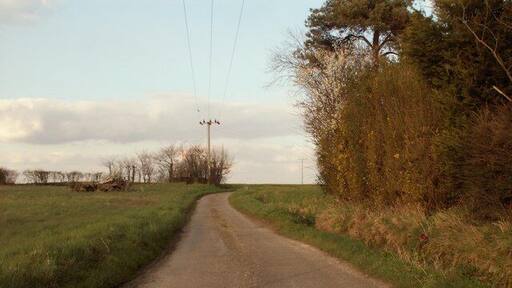 Road to Valley Farm and Lambert's Farm
