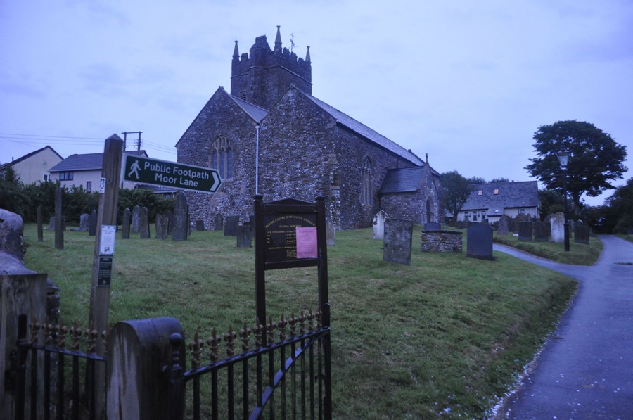 Yarnscombe : St Andrew's Church