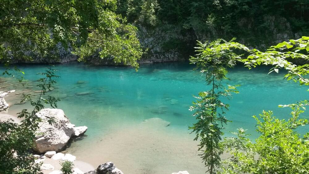 A great spot to go rafting!There are lots of camps on both the bosnian and the montenegrin side of the river. The "Kamp Modra Rijeka" is quite new and didn´t have a lot of guest when we stayed there. However, the place is great: you get home-cooked meals three times a day, lovely hosts, rooms with view on the river and a good rafting tour for a decent price. Check it out!