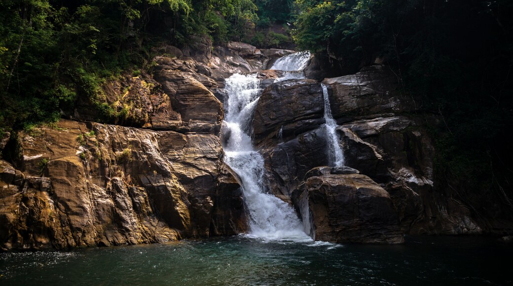 チョーラルマラ