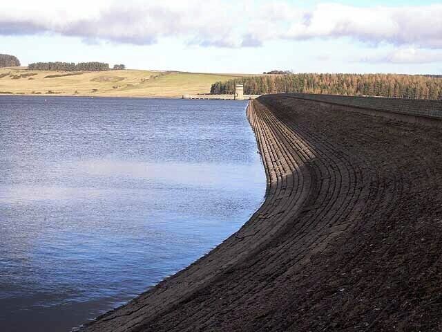 Pattern in masonry - Derwent Reservoir Dam The Derwent Reservoir Dam was built in 1967 by Northumbrian Water (do not confuse with the Derwent Reservoir in Derbyshire). The reservoir is popular with anglers, sailors and birds.