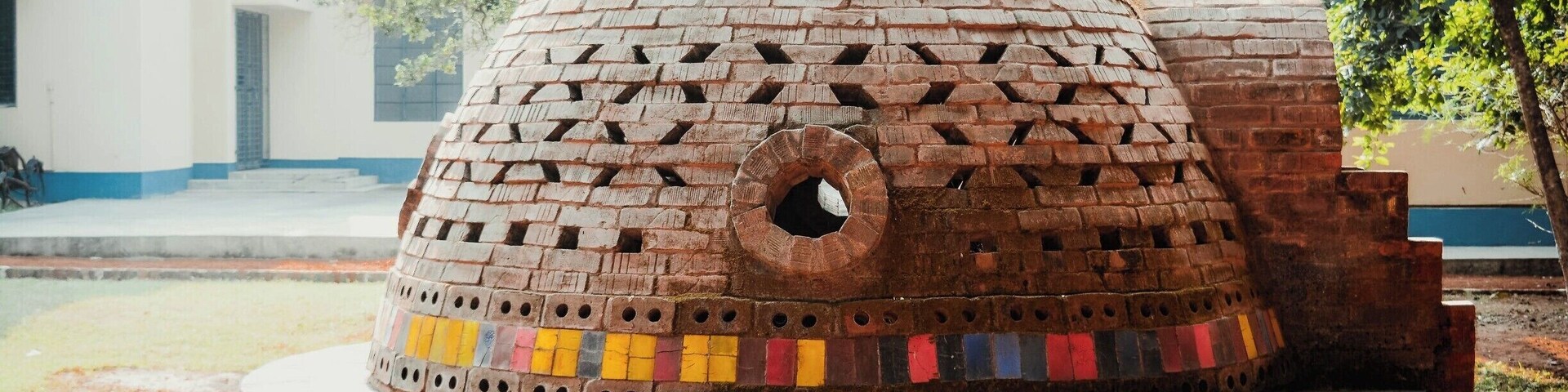 Shantiniketan
In 1901, Rabindranath started a school at Shatiniketan named Brahmachary Ashram that was modelled on the lines of the ancient gurukul system. After he received the Nobel Prize that enhanced not only the Pride of India but also the prestige of Shantiniketan, the school was expanded into a university. It was renamed Visva Bharati, which Tagore defined as “where the world makes a home in a nest.”