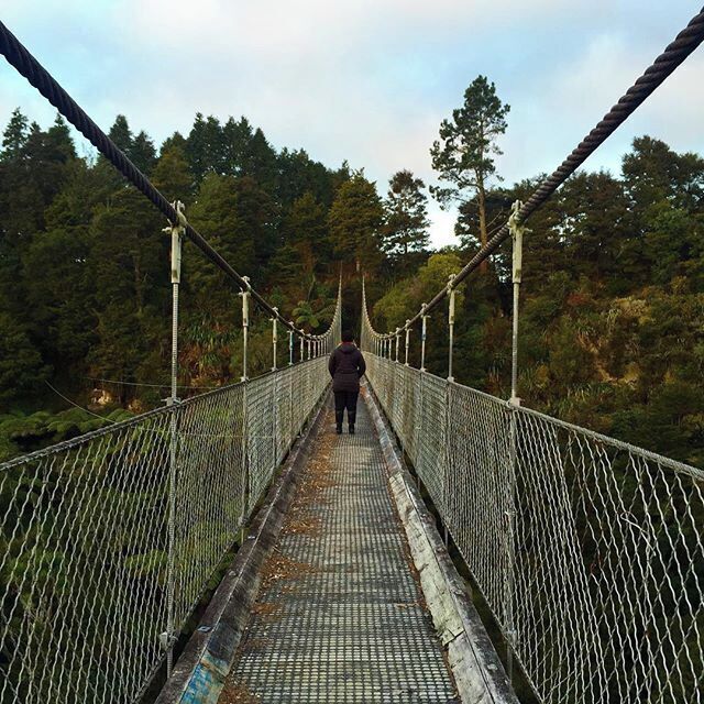 With my local guide today we explored around Arapuni and took a walk over the suspension bridge. This bridge is over 1.5km long and is 54 metres high. Below is the Arapuni dam and lots of native forest. It's a beautiful spot! Are you following me on snapchat? My username is cescabeckett come along on my adventure!

www.cheskiesgaplife.com