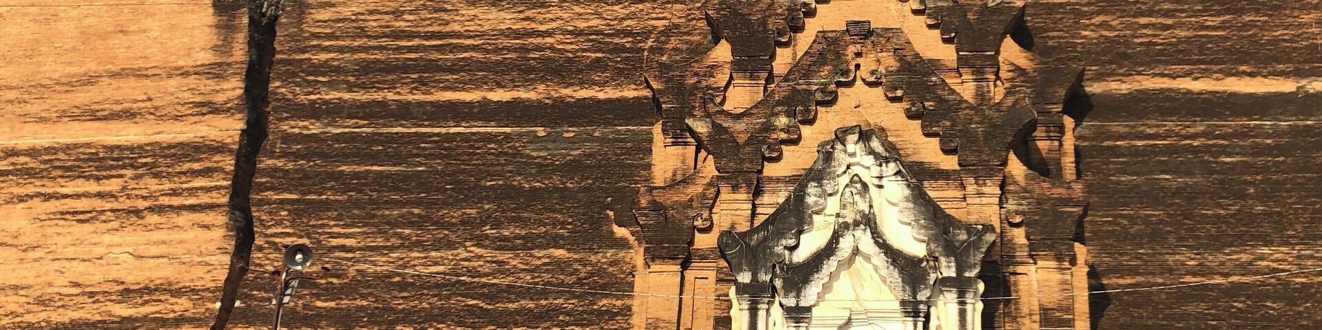 The amazing Pahtodawgyi Pagoda that is unfinished due to a prophesy. The. It was badly damaged by earthquakes.