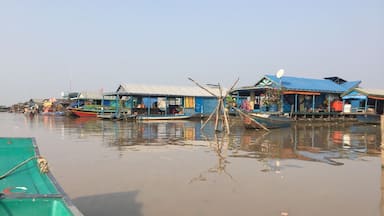 Kampong Luong community in Tonle Sap lake