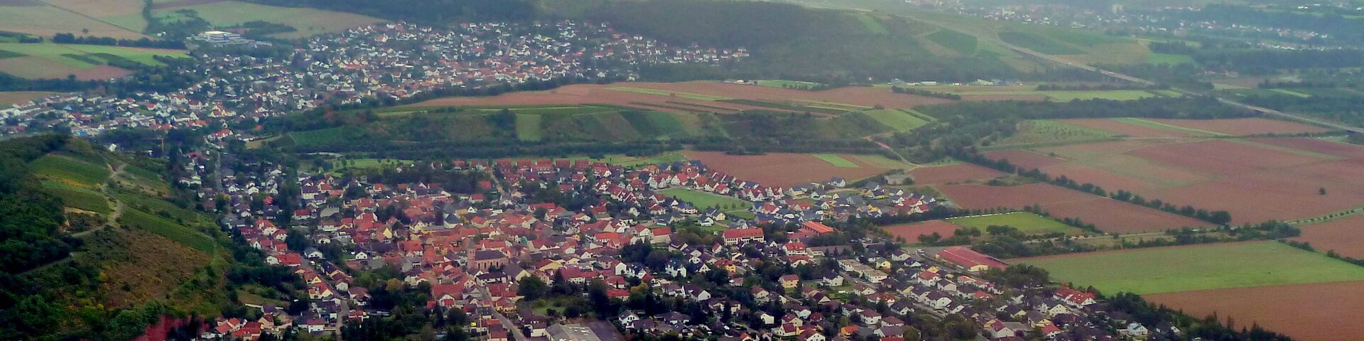 Germany - Roxheim und Hargesheim - im Huntergrund Bad Kreuznach