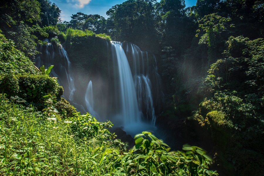 The giant Pulhapanzak waterfall in Lake Yojoa. Honduras