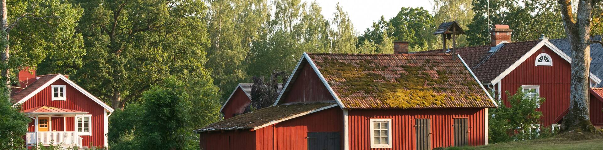 tTaditionelle schwedische Holzhäuser in falunot.
