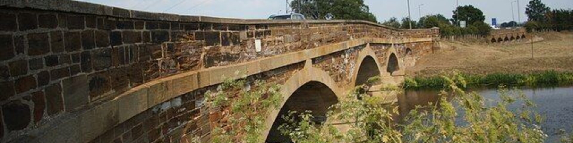 Tempsford Bridge Stone bridge by James Savage built 1815-20 carrying the Great North Road over the River Great Ouse. It now carries the northbound carriageway of the A1.