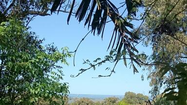 Great garden and fantastic view over the Gippsland Lakes