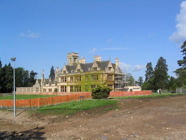 Widmerpool Hall. Formerly an AA training and conference centre, and now being converted into luxury flats. Outlying buildings, post-dating the Hall, have been cleared for luxury housing. On the whole it appears to be a reasonably careful development.