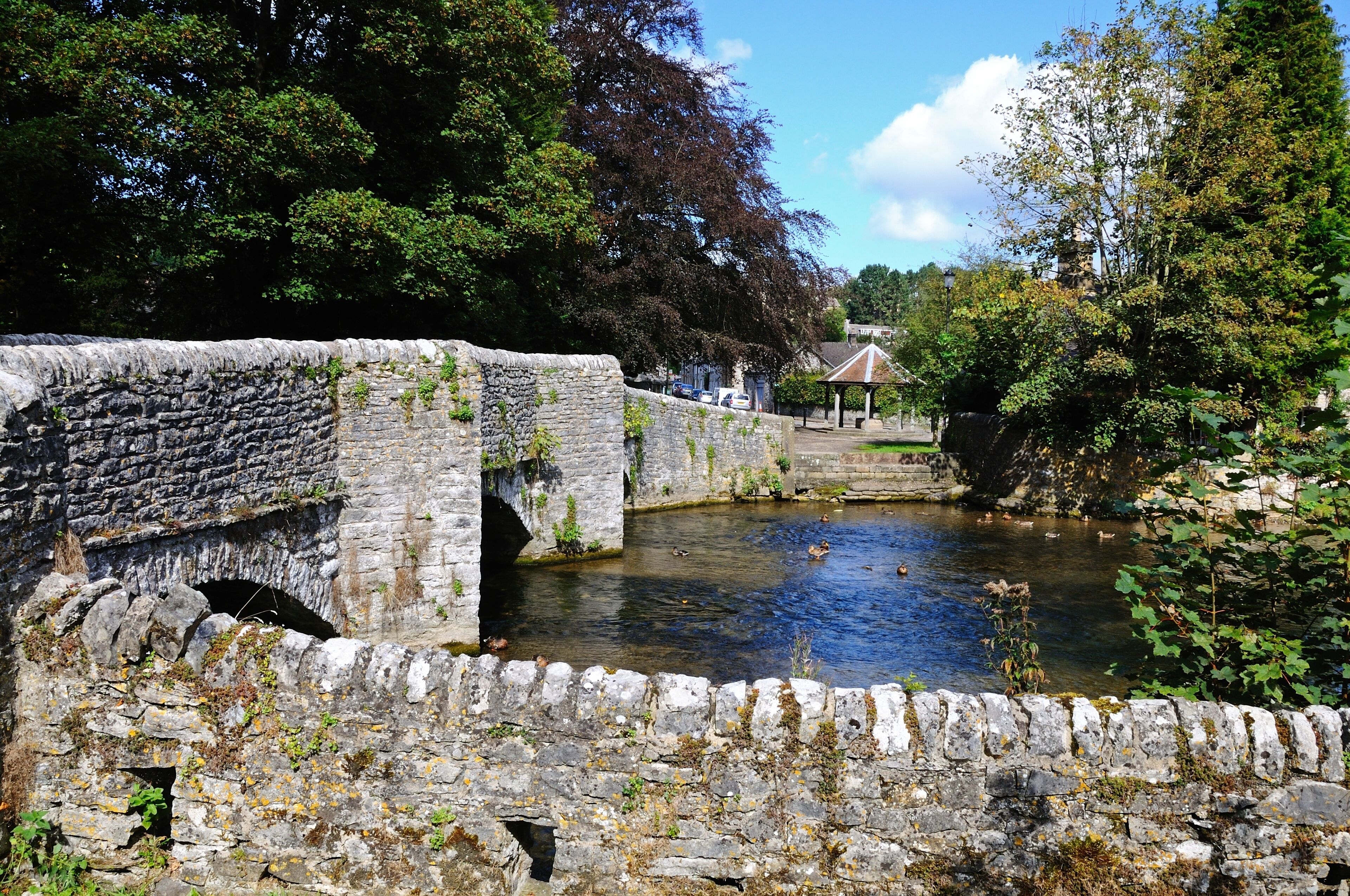 Sheepwash bridge, Ashford-in-the-Water © Arena Photo UK