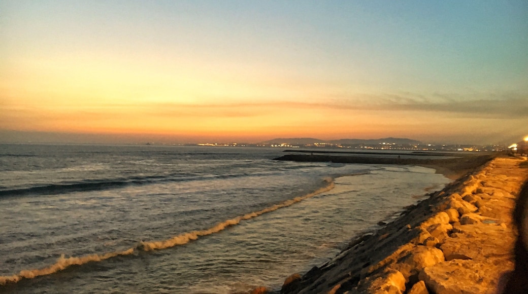 #LifeAtExpedia YES YES!! You are the Atlantic ocean :) Mesmerizing Sunsets and beautiful landscapes makes this beach a must go in your list for "Places to explore in Portugal"