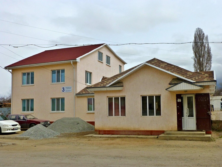 It looks like nothing from the outside. And inside, I'd describe the rooms as 'pretty good'. But that's not why you stay here.
Go to this random village near the banks of beautiful Issy-kul Lake and as soon as you meet your host Tamara, you'll understand why this is such a gem.
She's fascinating, helpful, curious, kind and full of generosity and despite this being a quiet two road village, your stay here could very well be the highlight of your visit to Kyrgyzstan, as it was for me.
#kyrgyzstan #silkroute #villagelife
