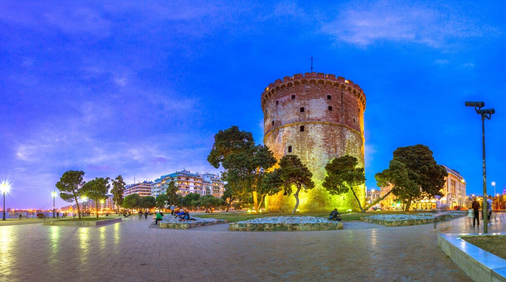 View of the White Tower of Thessaloniki which is a monument and museum on the waterfront of Thessaloniki, capital of the region of Macedonia in northern Greece