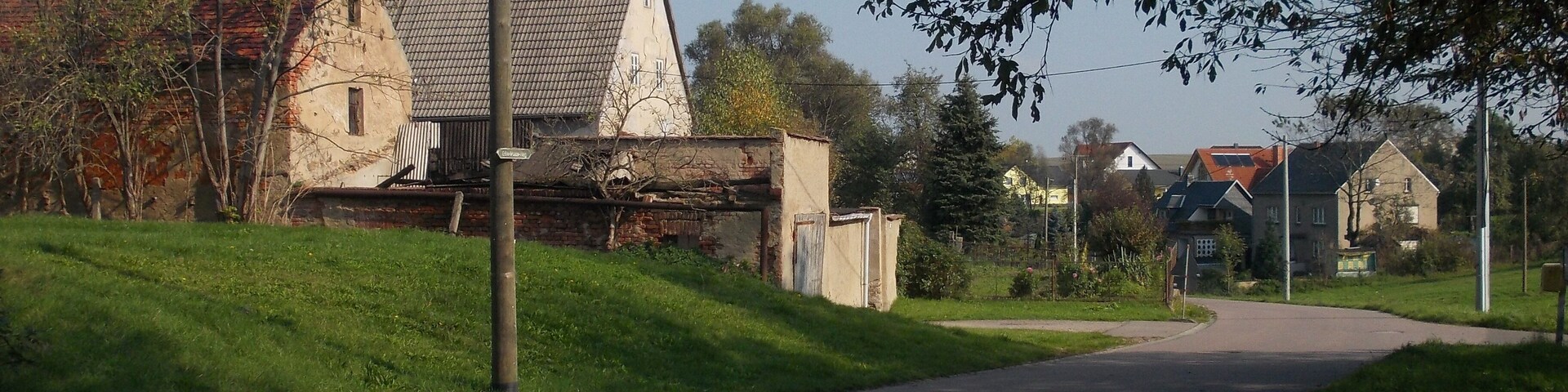 Street in Hasslau (Rosswein, Mittelsachsen district, Saxony)