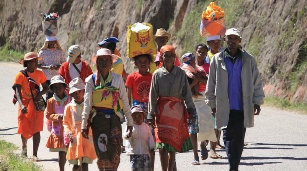 Off to market! This tribe liked colours as you can tell. One of my favourite moments of this trip is when I took a photo and showed them it they had never seen themselves in camera before. Very humbling.....