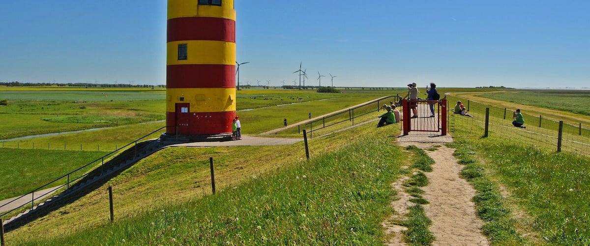 Pilsumer Leuchtturm von SĂŒden