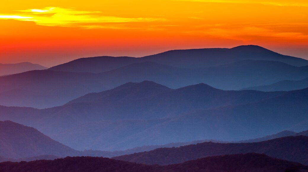 Smoky mountain sunset