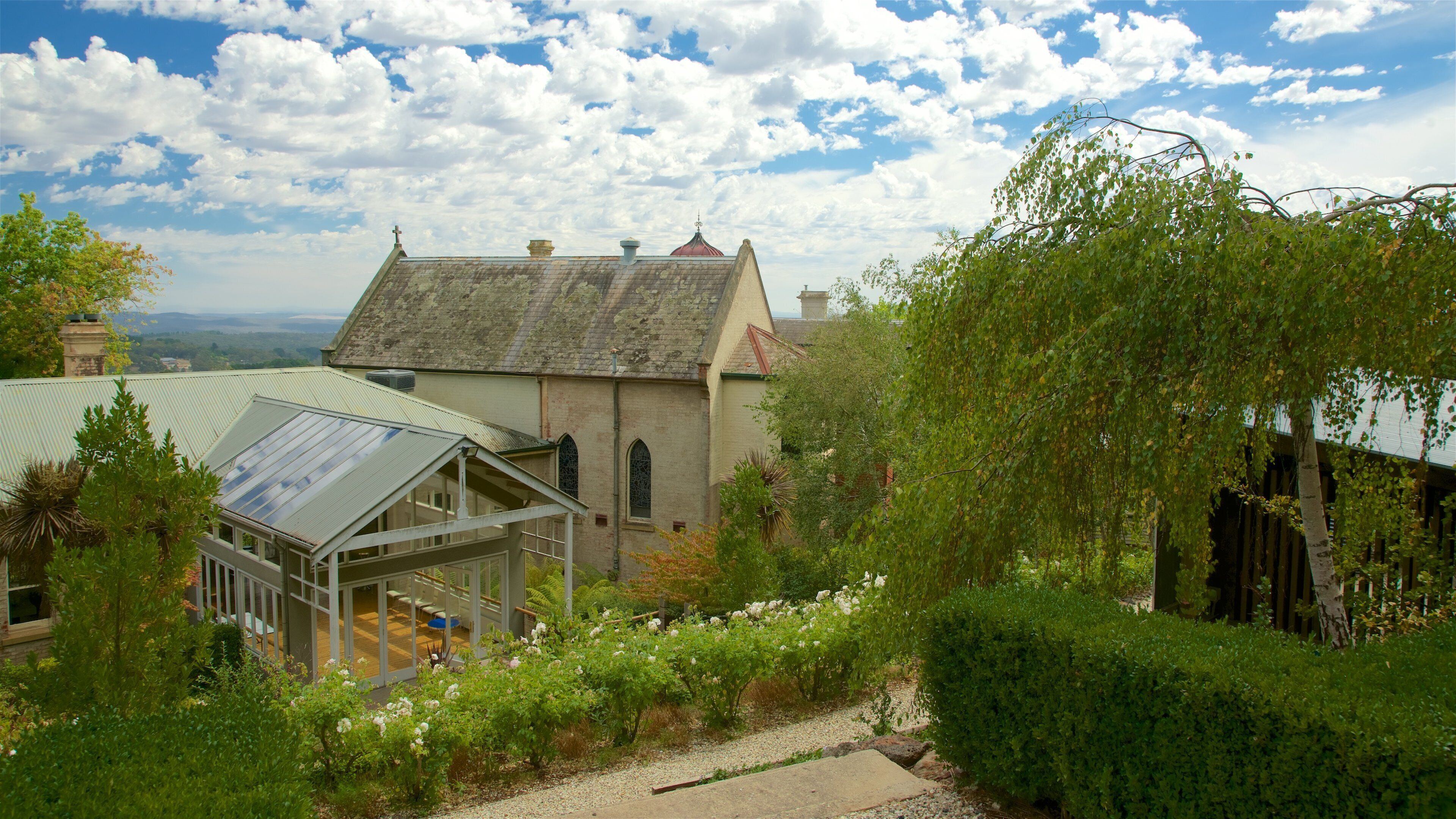 Daylesford and the Macedon Ranges featuring heritage elements