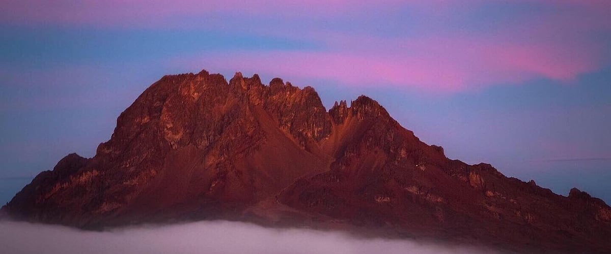 Dusk with Mawenzi peak. Camped out at 15k elevation along the summit trek of Kilimanjaro.
#adventure #travel #nature