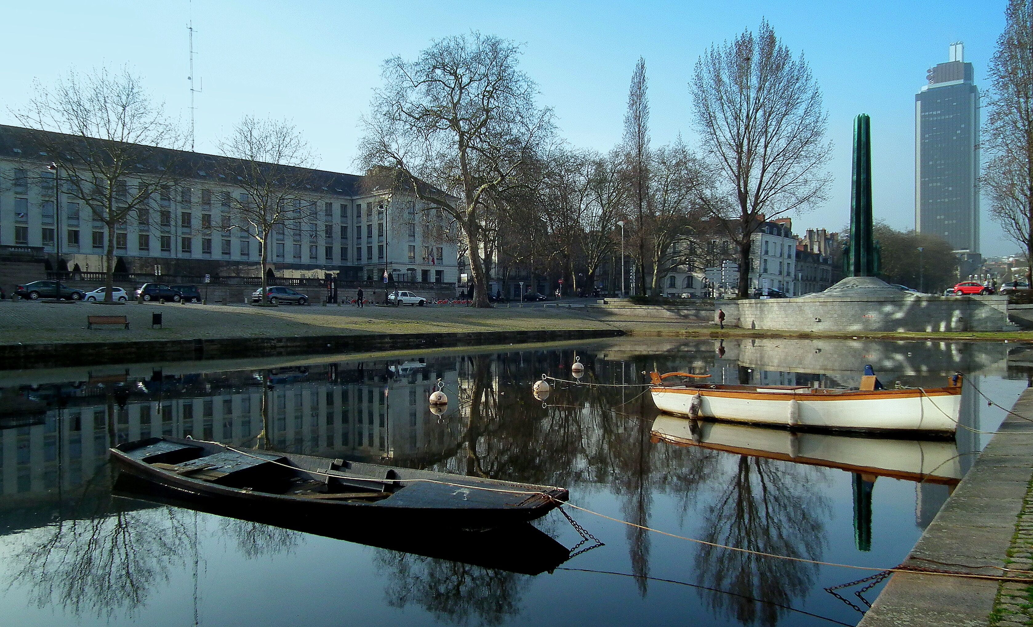 чёлн в Нанте