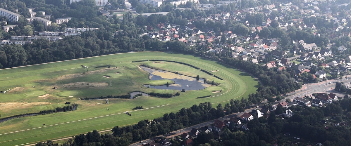 Luftaufnahme Bremen; Galopprennbahn Bremen; GolfRange Bremen; Flughöhe 500 m