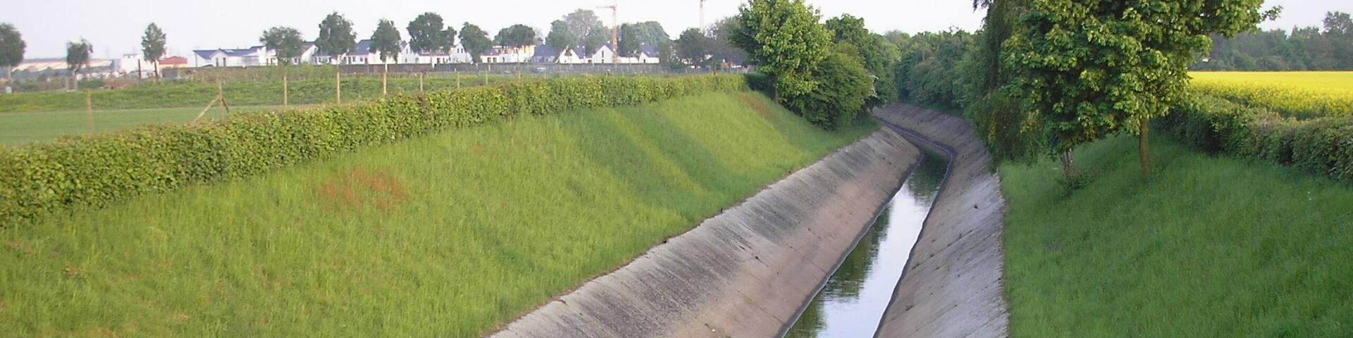 Kölner Randkanal zwischen Köln-Lövenich und Köln-Widdersdorf