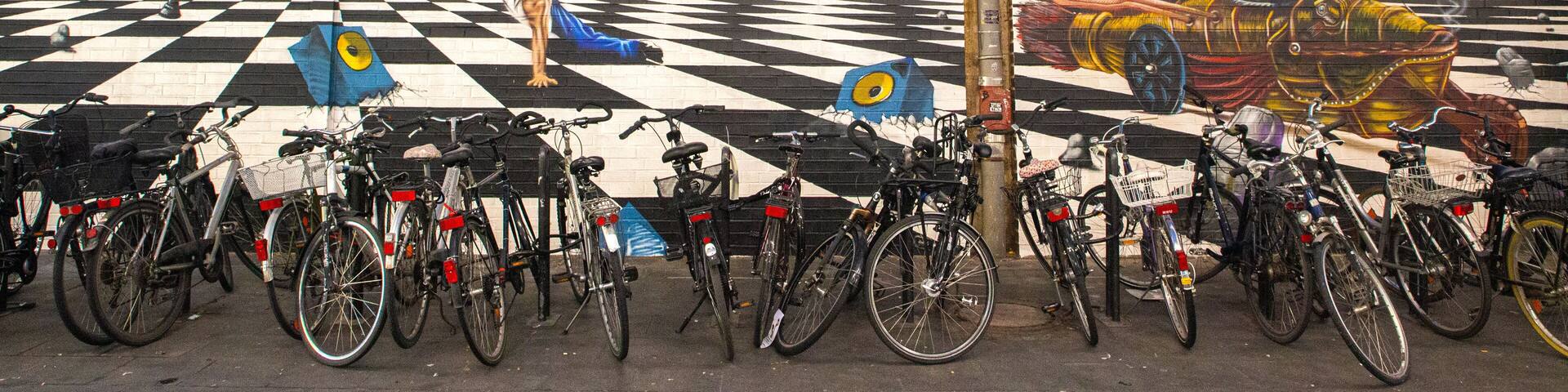 Cologne which includes outdoor art