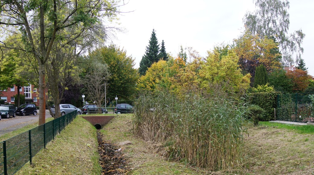 Hamburg (Niendorf), Germany: Hainholzgraben at the Niendörper Hööch