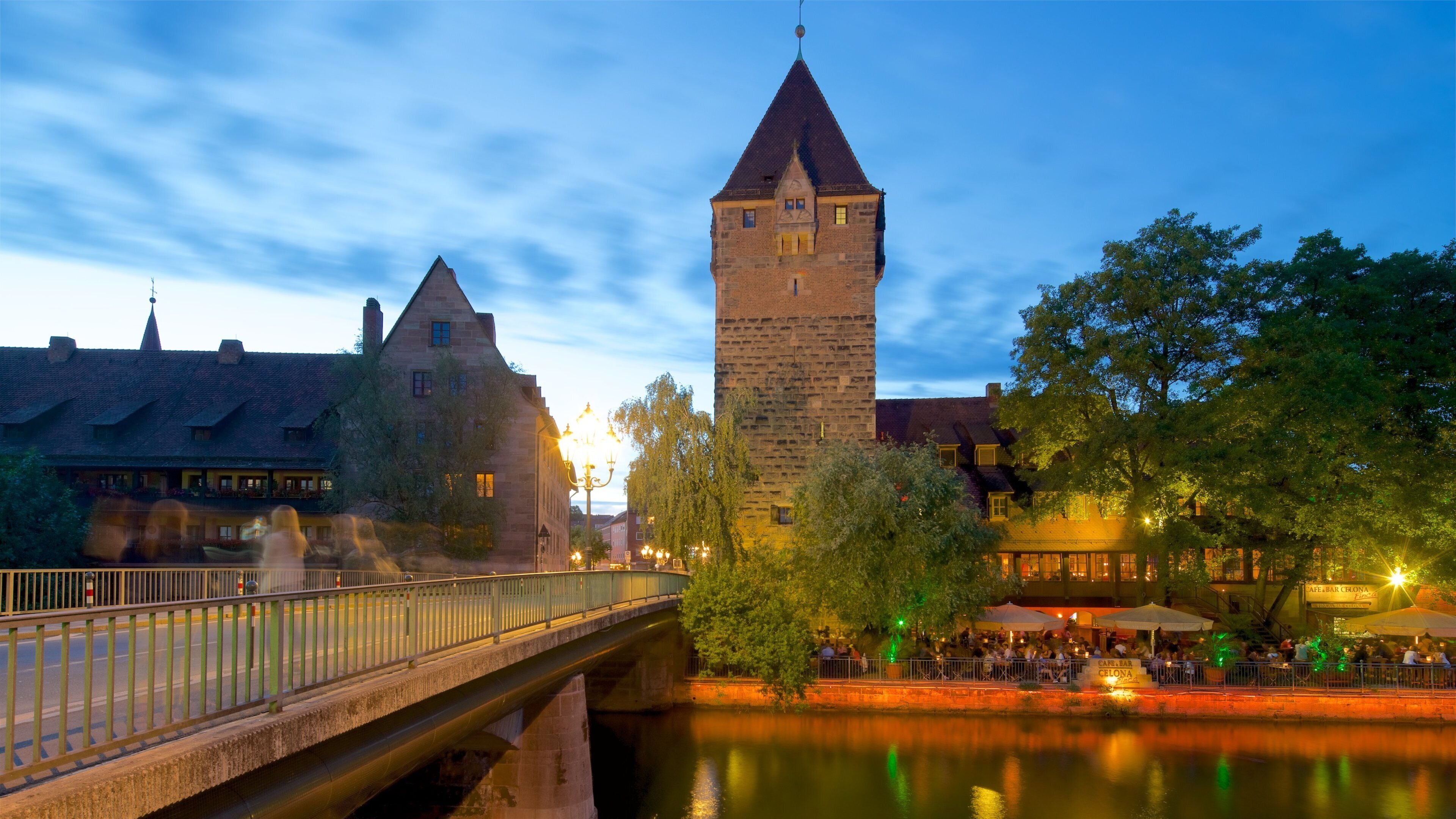 프란코니아 이 포함 강 또는 시내, 문화유산 건축 과 일몰