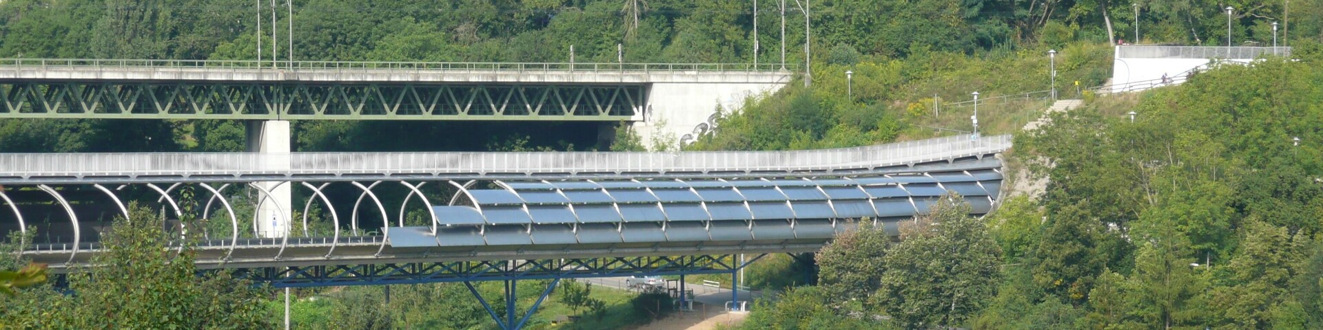 Vaihingen: Straßen- und Eisenbahnbrücke über L1192 in Kaltental
