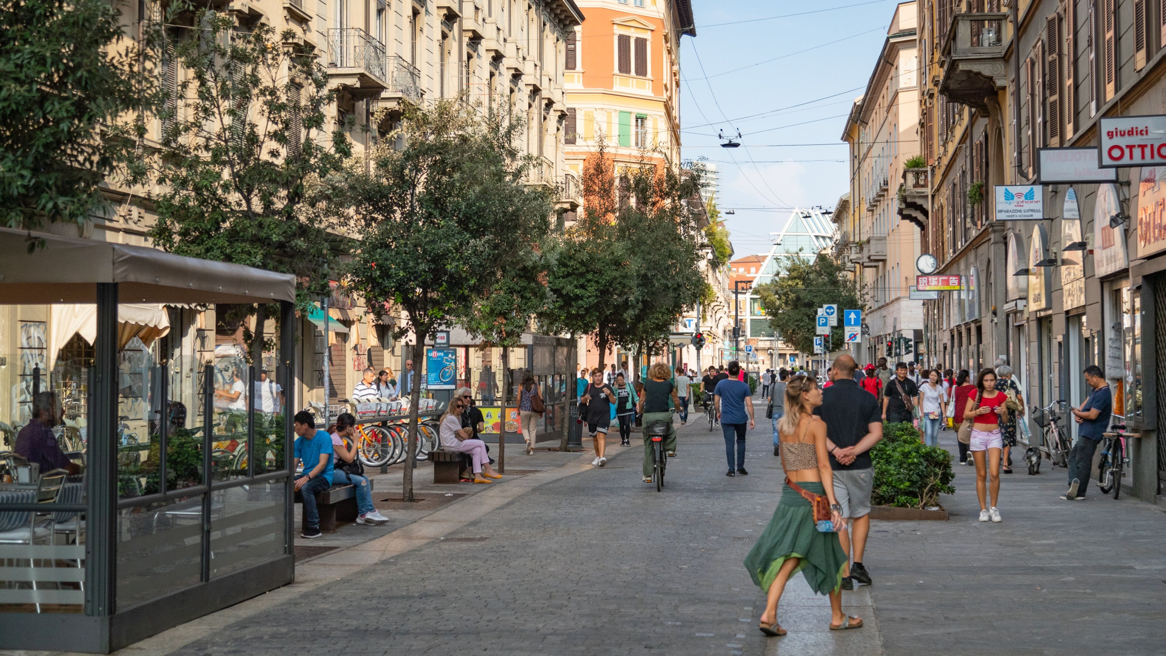 Chinatown showing a city
