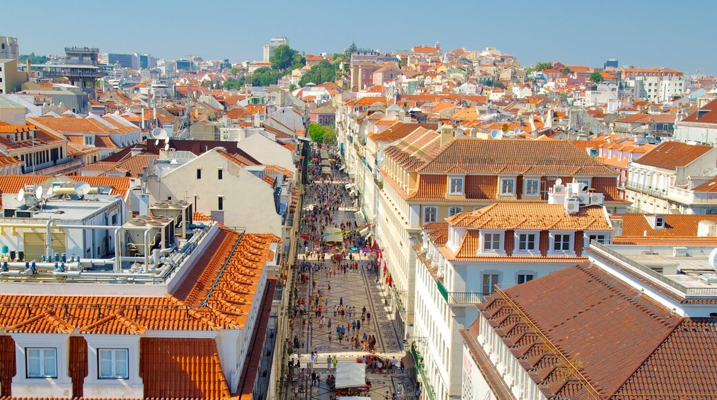 Santa Maria Maior which includes landscape views and a city