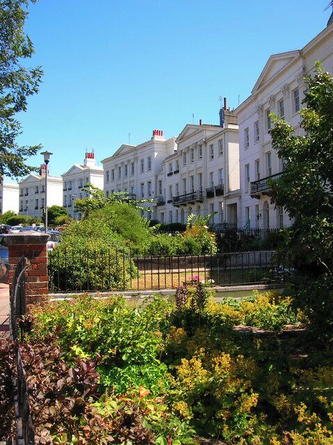 Montpelier Crescent (Southern side) Continue eastwards along Windlesham Avenue until you reach a crossroads with the B2122. Head north until you reach Montpelier Crescent. Built between 1843-47 by Amon Henry Wilds on the site of an old cricket pitch which once hosted Sussex versus English Gentlemen XI. The entire crescent is listed. Click on the link to take you to the next page. https://www.geograph.org.uk/photo/211808