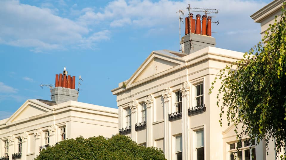 Montpelier which includes heritage elements