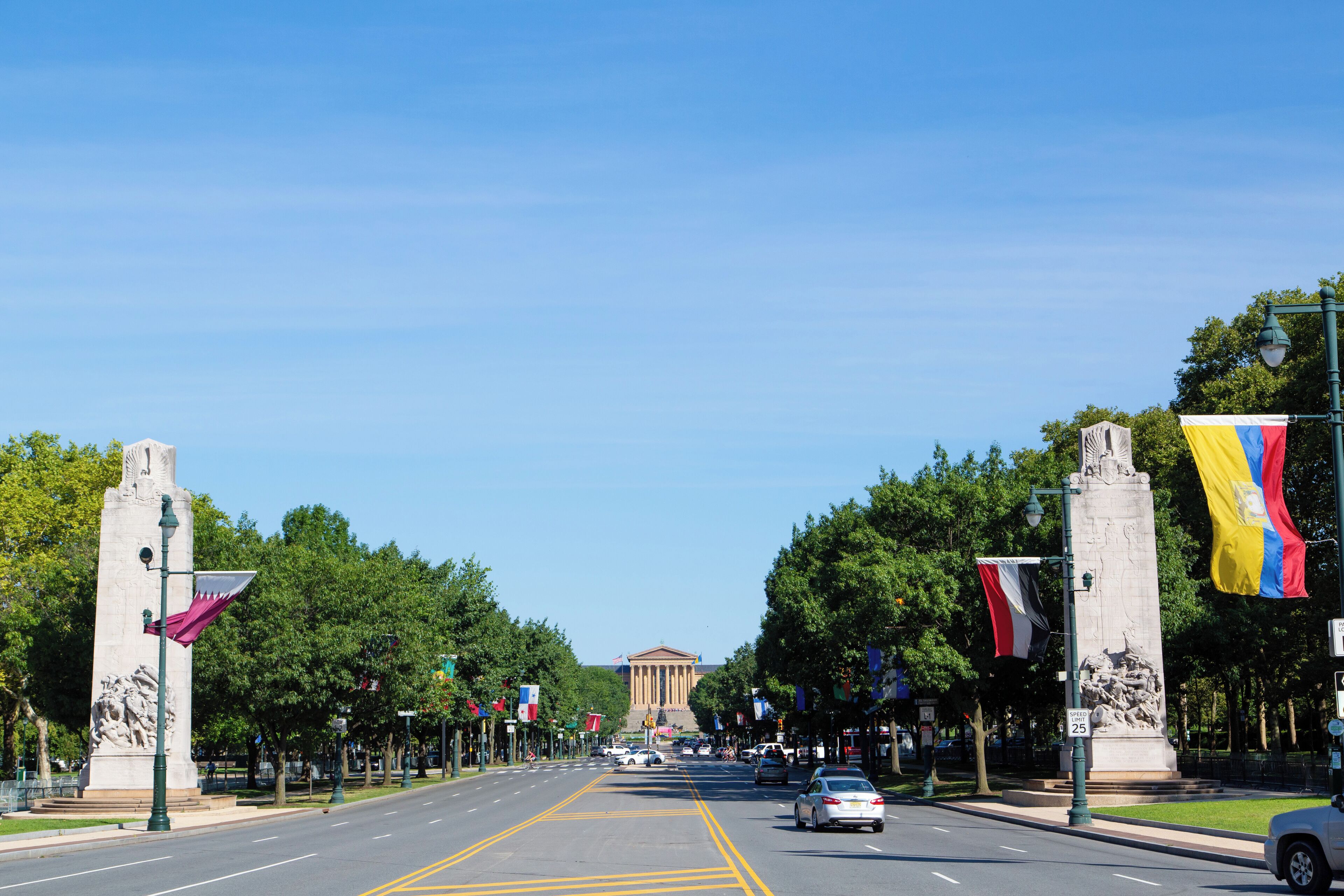 Philadelphia_ParkwayMuseumDistrict_3000663323_07