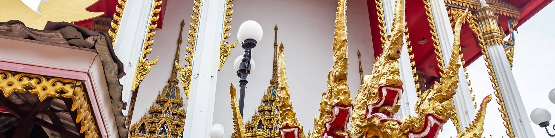 Wat Awut Wikasitaram Temple is a famous temple and There is a picture of Mother Boonruen Tongboonterm in the Charan area in Bangkok, in the Bang Phlat district, Thailand