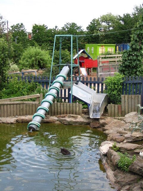 Archimedes' Screw at Heeley City farm Heeley City Farm - a friendly farm and environmental visitor centre in Heeley, in Sheffield, South Yorkshire.