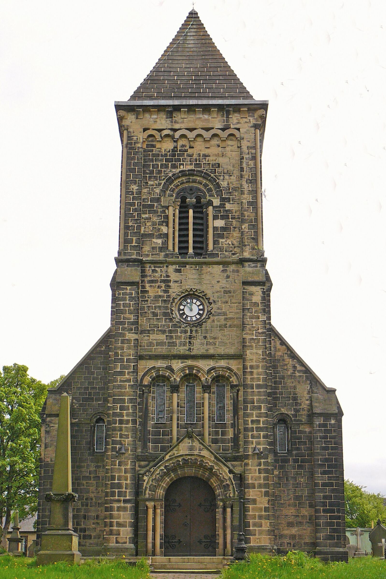 Parish church of St Thomas, Stanningley, West Yorkshire, seen from the west